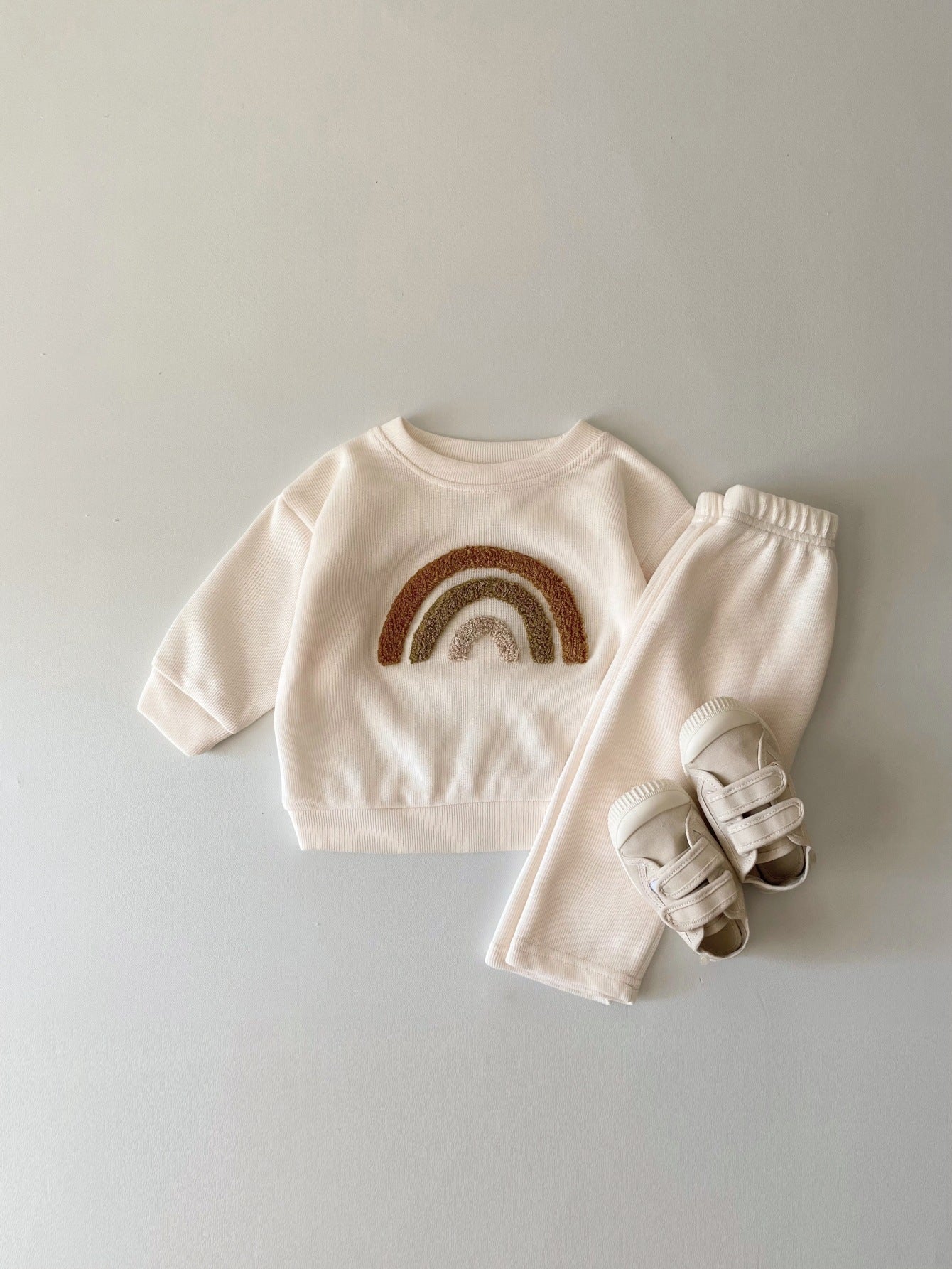 Spring & Autumn Baby Two-Piece Set – Alphabet Embroidery Long Sleeve Outfit for Newborns