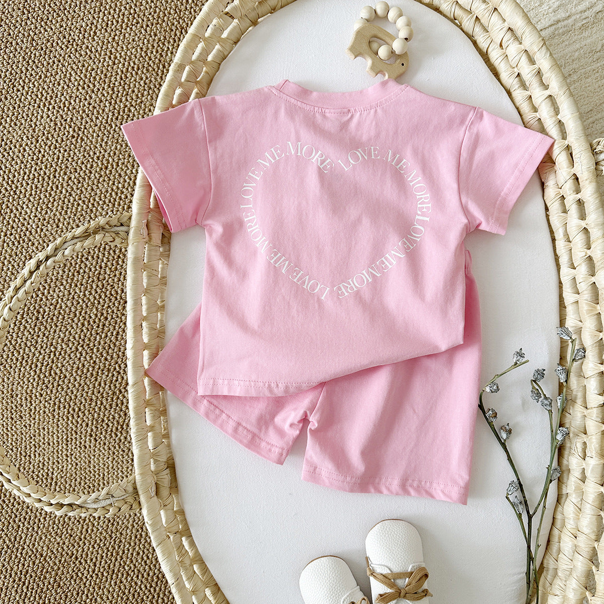 Baby Heart Print Clothing Set – Korean Style Short Sleeve Shirt & Shorts for Boys and Girls