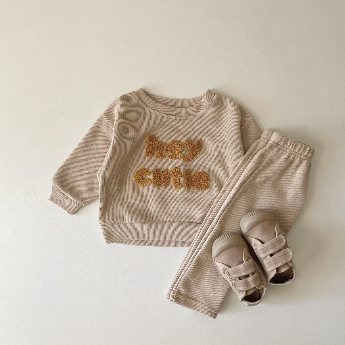 Spring & Autumn Baby Two-Piece Set – Alphabet Embroidery Long Sleeve Outfit for Newborns